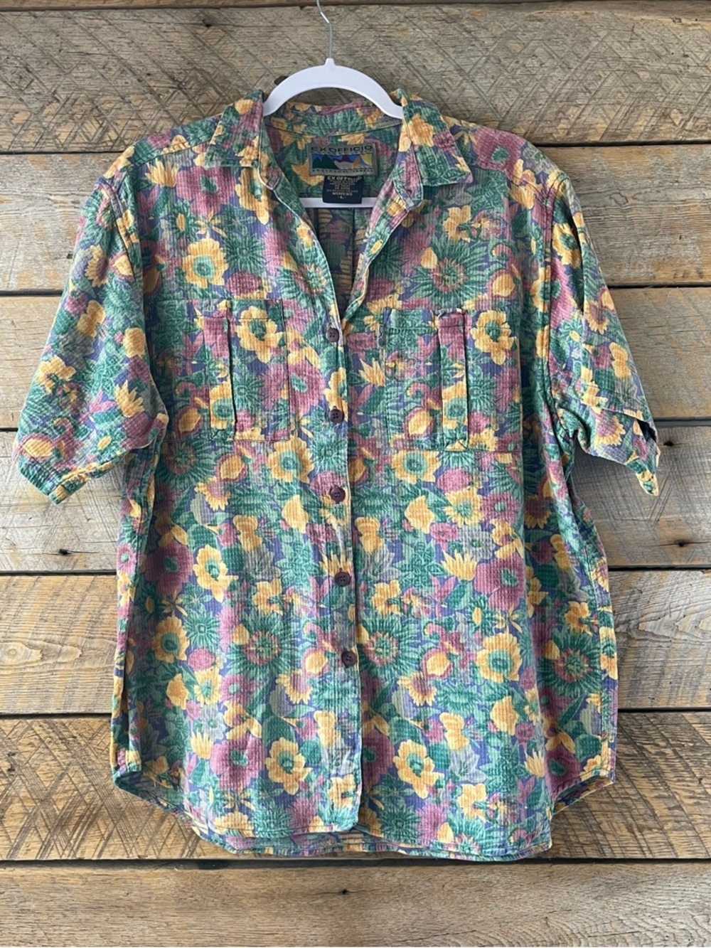 Vintage Exofficio Women’s Large Floral Hawaiian Print Short Sleeve Button Up